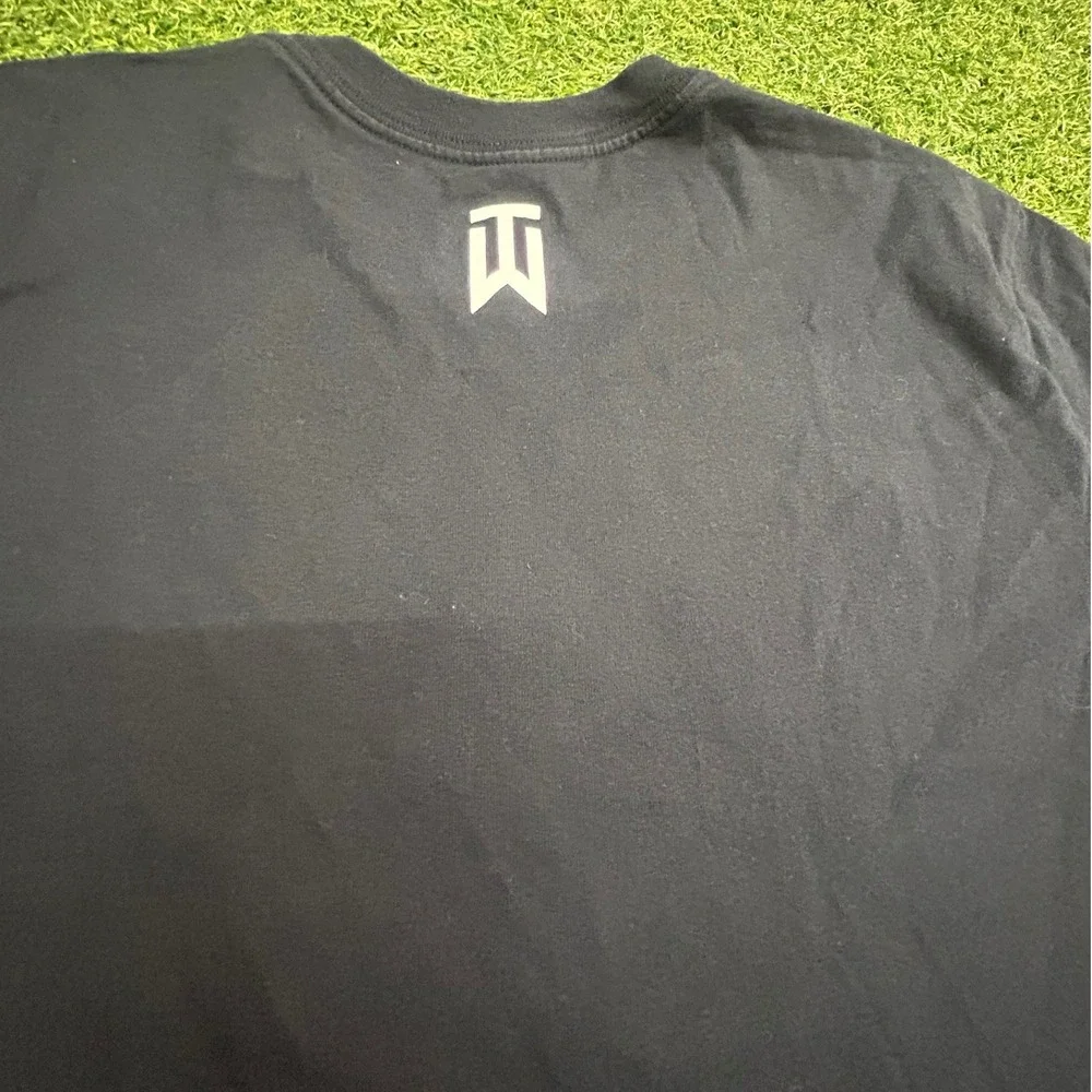 Nike Tiger Woods Frank the Tiger Graphic T-Shirt Black Mens Medium TW Logo